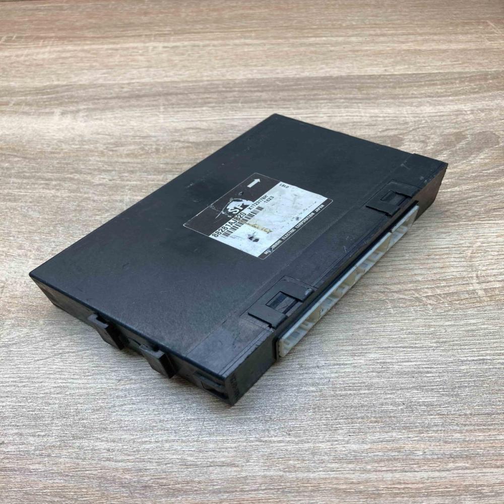 88281AJ820 X1T23178H  Other control units/modules Subaru Outback