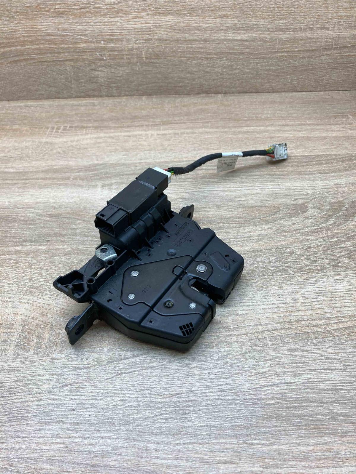 7269544 912935 105 With Plug Tailgate/trunk/boot lock/catch/latch BMW 5 F10 F11