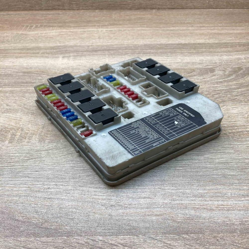 Nissan Micra Fuse Box   Fuse module Nissan Micra