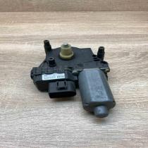 0130821785 0200012274  Front door window regulator motor Audi A6 S6 C5 4B