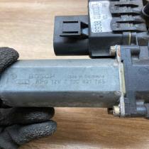 0130821785 0200012274  Front door window regulator motor Audi A6 S6 C5 4B