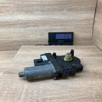 0130821785 0200012274  Front door window regulator motor Audi A6 S6 C5 4B