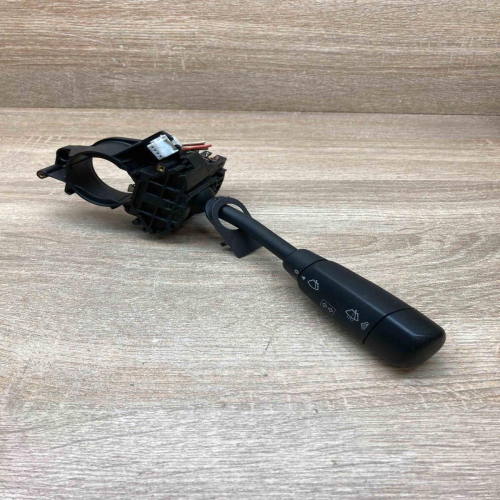 1685450110   Wiper control stalk BMW 5 E60 E61