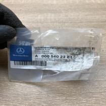 A0005402381   Other engine bay part Mercedes-Benz E W124
