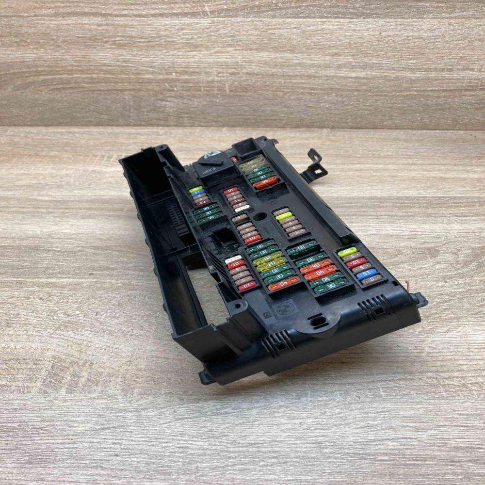 9252816 1703344 1  Fuse module BMW 7 F01 F02 F03 F04