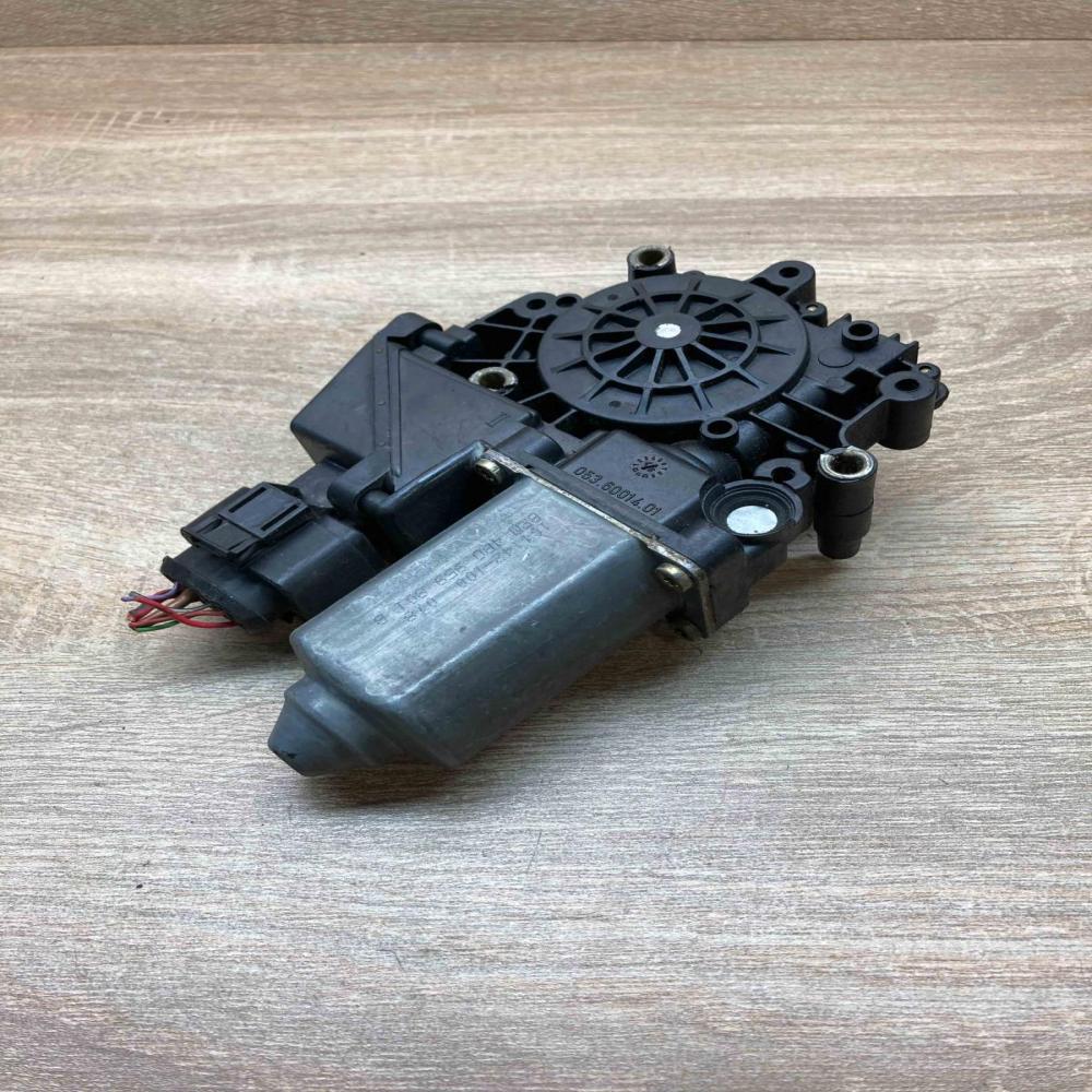 4B0959801B 101144 114 With Plug Rear door window regulator motor Audi A6 S6 C5 4