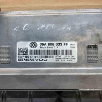 06A906033F 5WP40217  Engine control unit/module ECU Seat Leon (1P)