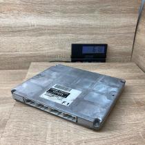 89661 0F010   Engine control unit/module ECU Toyota Corolla Verso E121