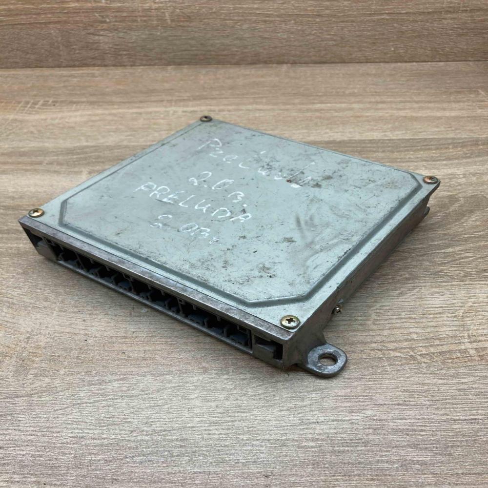 37820 P5N G52 061 200261  Engine control unit/module ECU Honda Prelude