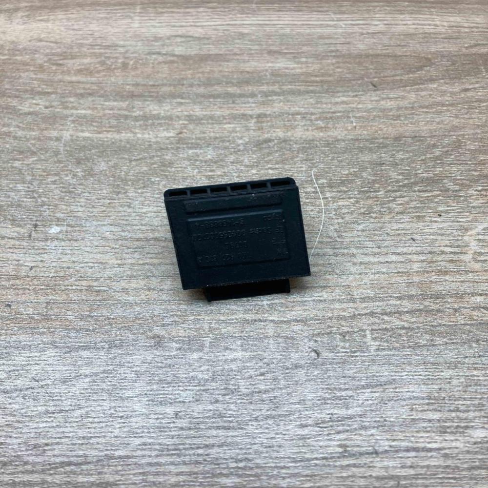 1K0927810A   Clutch pedal sensor Volkswagen PASSAT B6