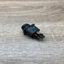 85GG 15K218 AA   Fog light switch Ford Scorpio