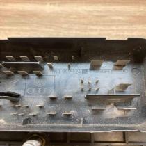 1K0937124H   Fuse module Volkswagen Golf V