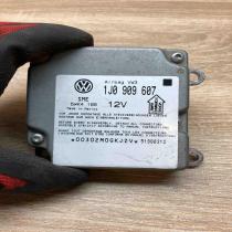 1J0909607 5WK4199  Airbag control unit/module Volkswagen PASSAT B5