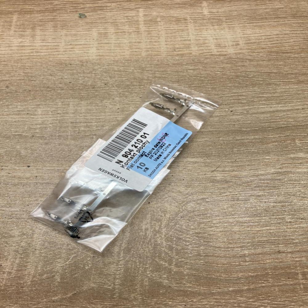 N90421001   Battery relay fuse Volkswagen Caddy