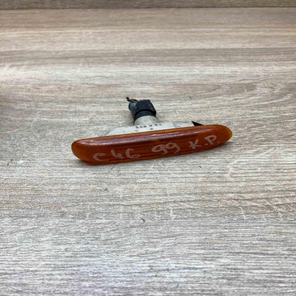 8370719  With Plug Front fender indicator light BMW 3 E46