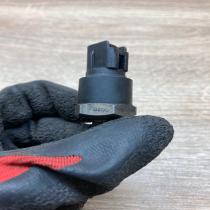 401742   Oil pressure sensor Toyota Auris E180