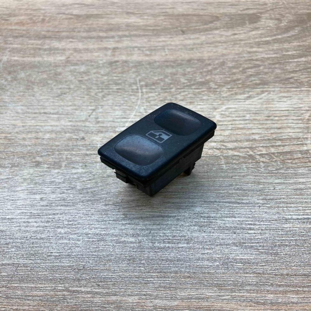 1L0959855   Electric window control switch Volkswagen Polo