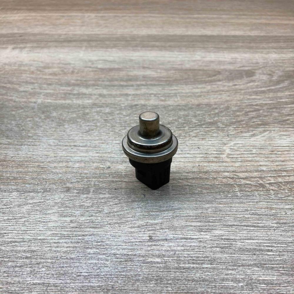 269416   Fuel temperature sensor Audi A4 S4 B6 8E 8H