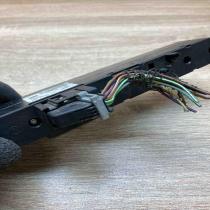 13100105   Hazard light switch Opel Astra H