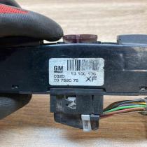 13100105   Hazard light switch Opel Astra H