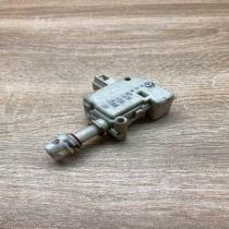 3B0810773B 3B0959782  Fuel tank cap lock motor Volkswagen PASSAT B5.5