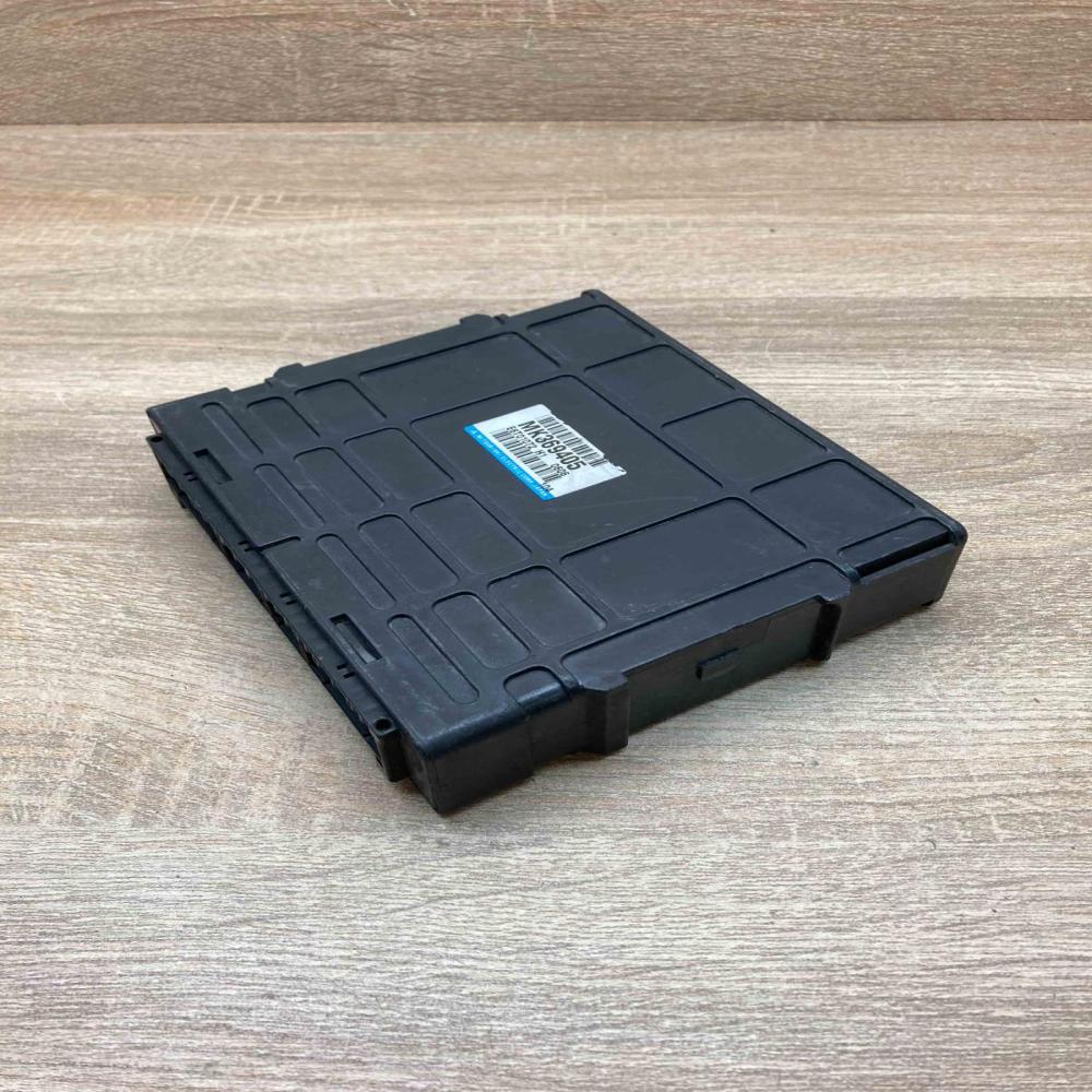 MK369405 E6T01072  Engine control unit/module ECU Mitsubishi Pajero