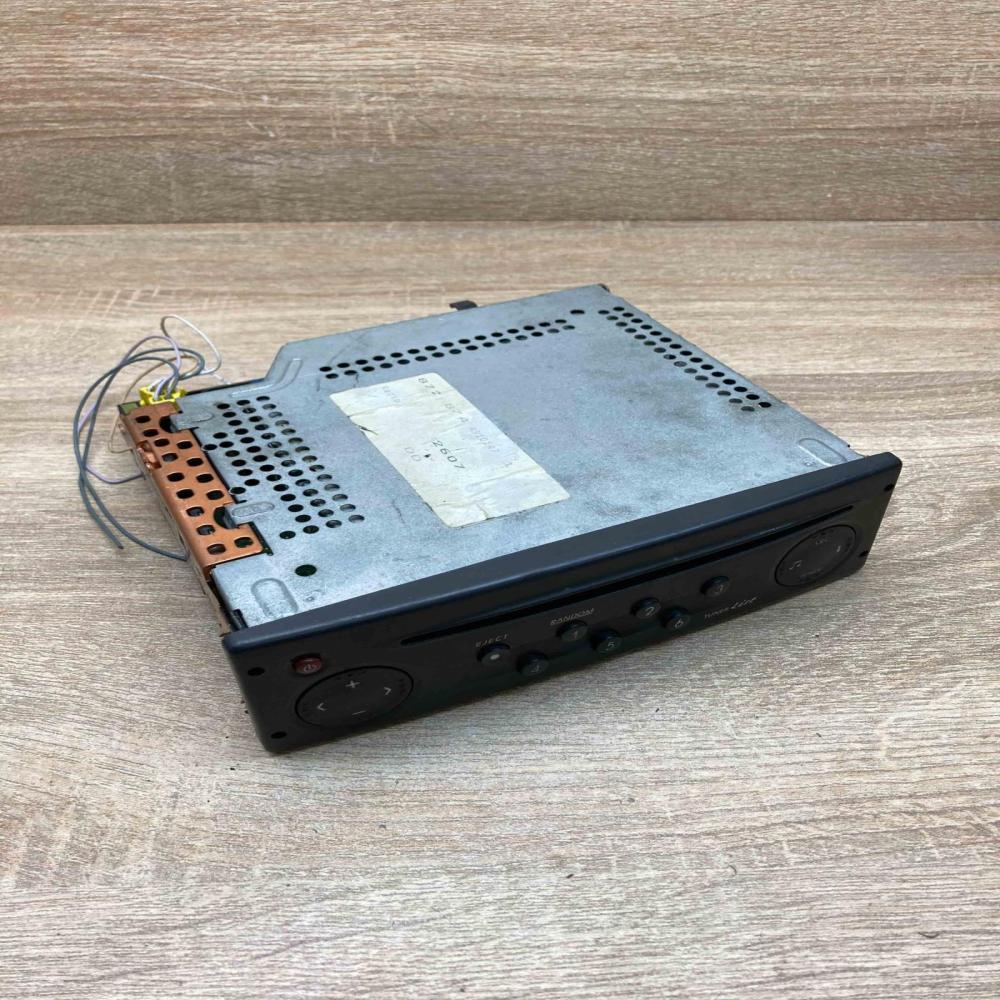 8200002607 8200002607TL  Radio/CD/DVD/GPS head unit Renault Laguna II