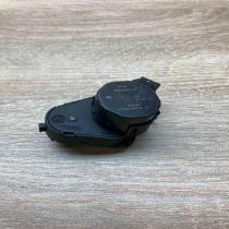 6902695 0765018312  Air flap motor/actuator BMW 5 E39