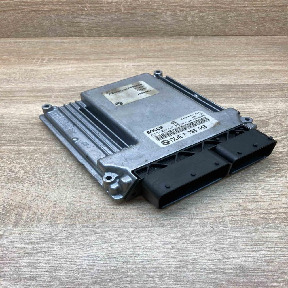 7793443 0281010565  Engine control unit/module ECU BMW 5 E39