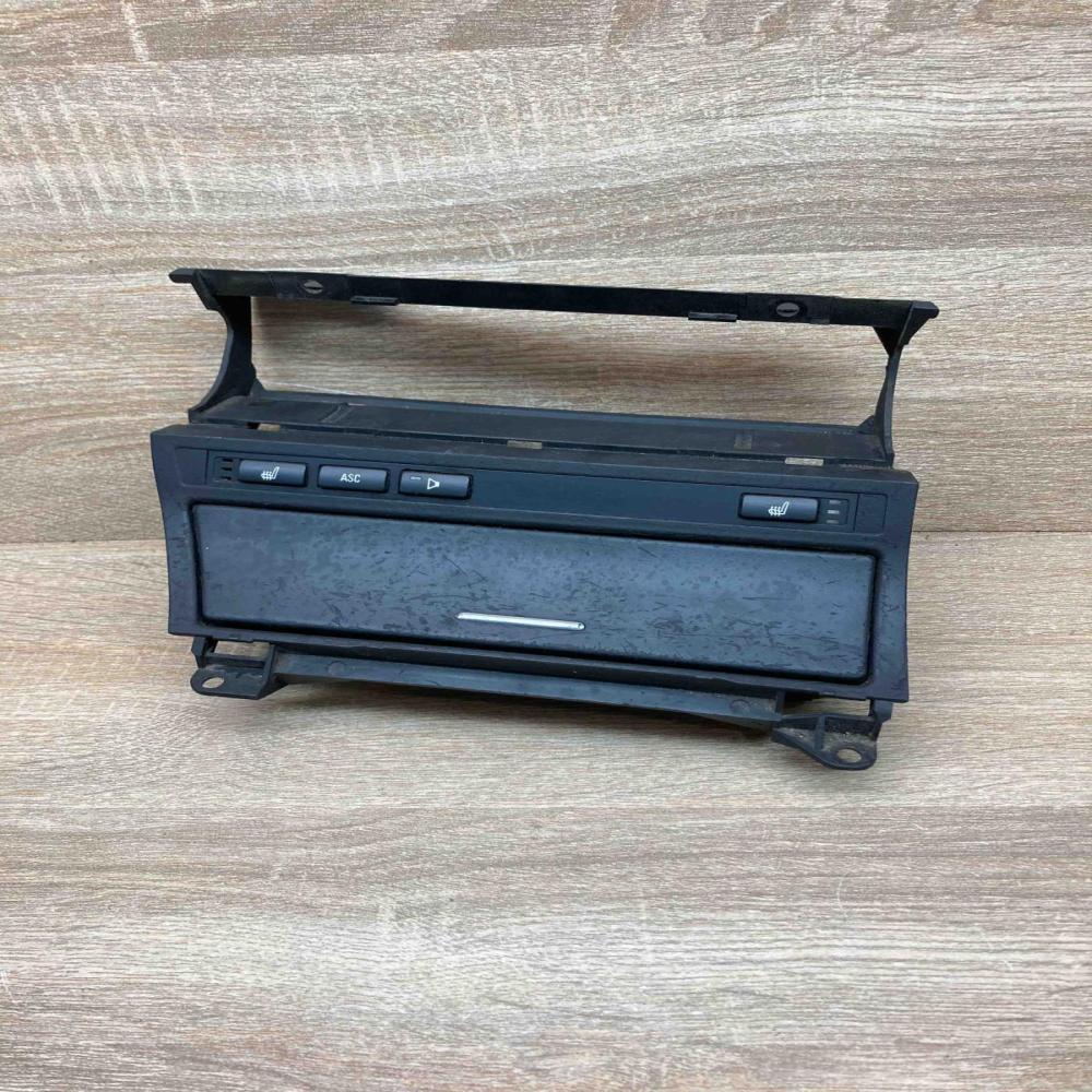 8268887 6925487  Car ashtray BMW 3 E46