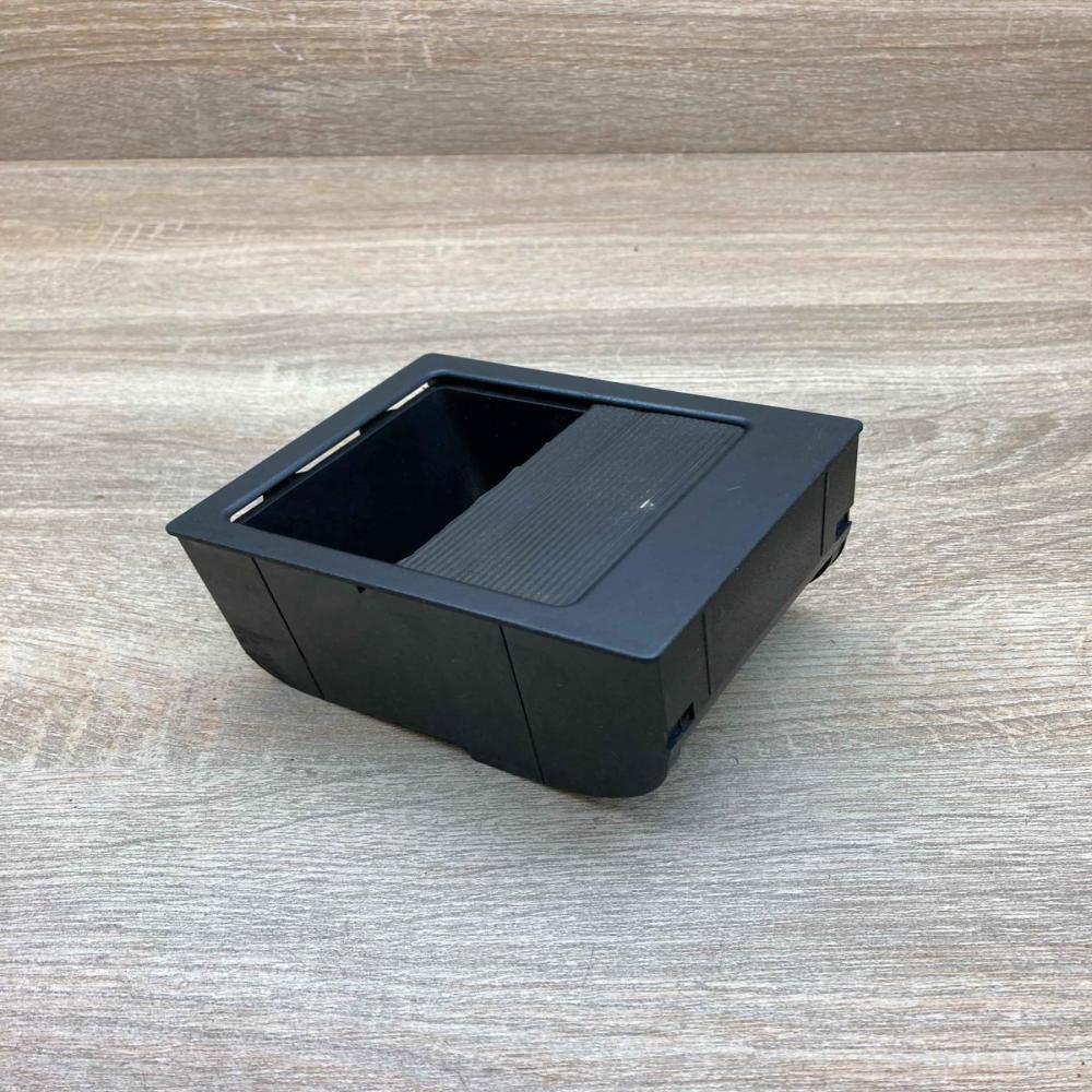 8159698   Car ashtray BMW 5 E39