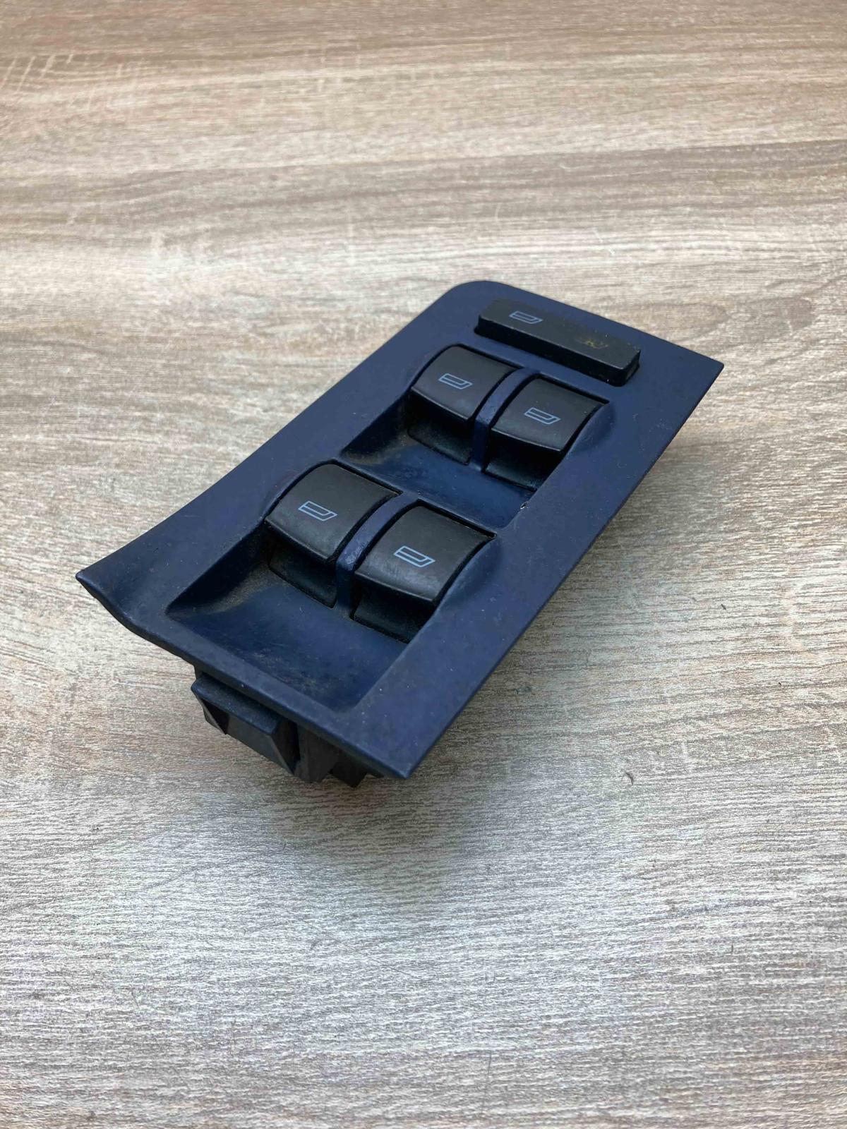 4B0959851 501680  Electric window control switch Audi A6 S6 C5 4B