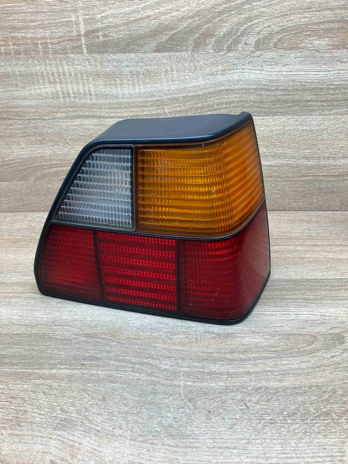 191945112   Tailgate rear/tail lights Volkswagen Golf II