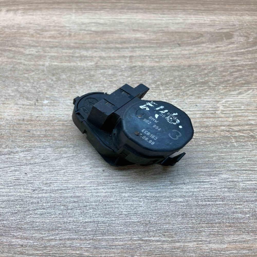 6902854   Air flap motor/actuator BMW 3 E46