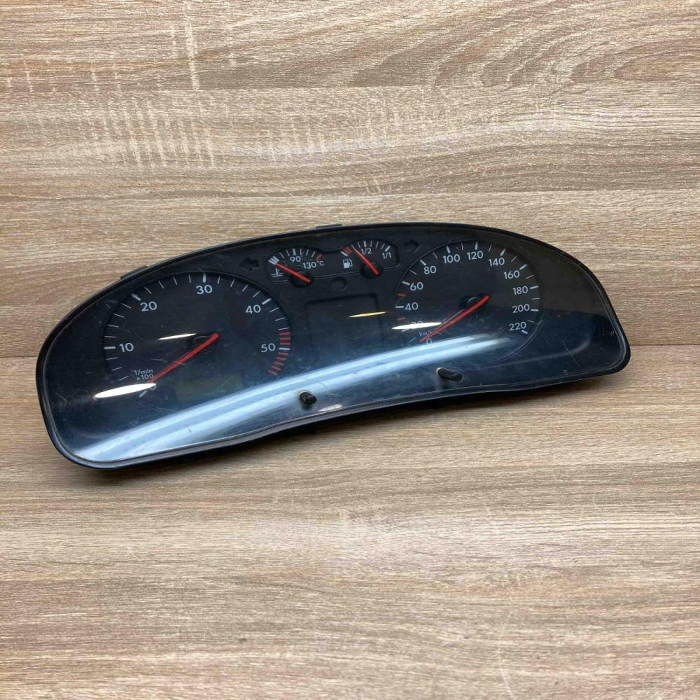 3B1919880C 110008920  Speedometer (instrument cluster) Volkswagen PASSAT B5