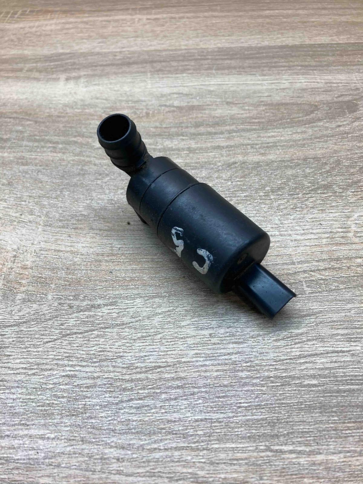 7700428385 9632984980  Windscreen/windshield washer pump Peugeot 307