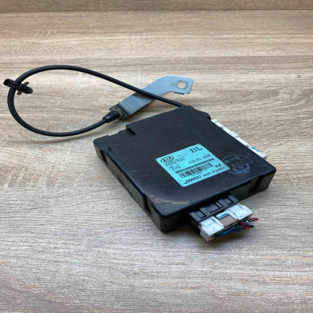 95400 3E310 10R021806 With Plug Comfort/convenience module KIA Sorento