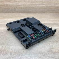 9651197780 9651197080  Fuse module Peugeot 307