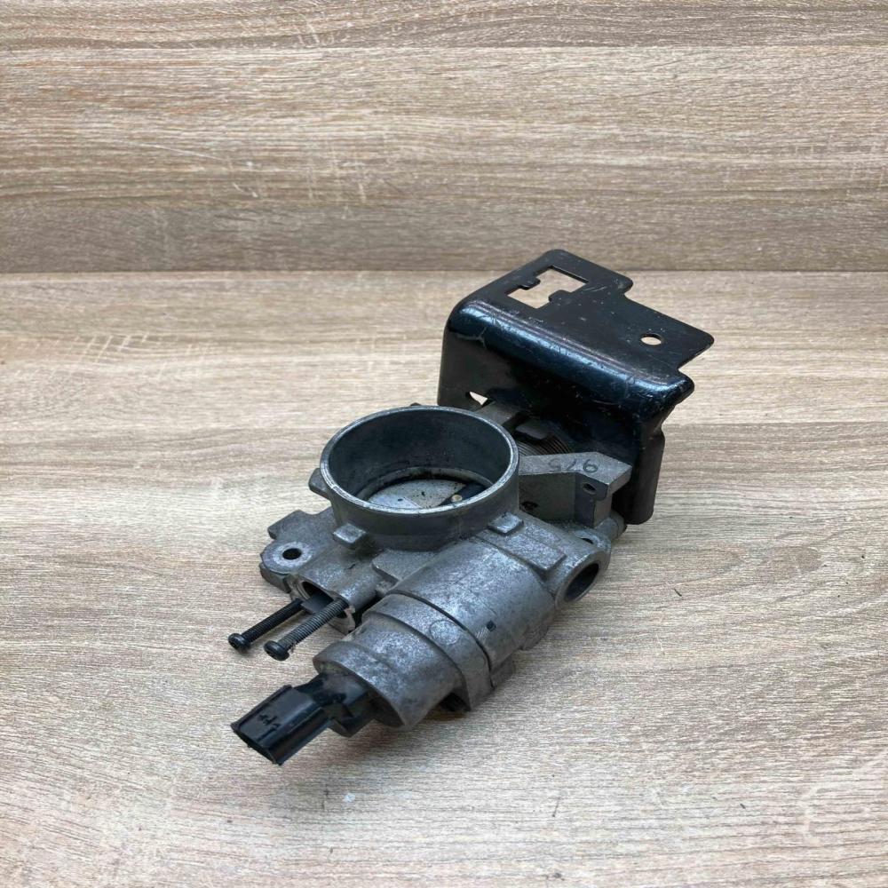 04627601AC Used  Throttle body valve Chrysler Sebring (ST-22 - JR)