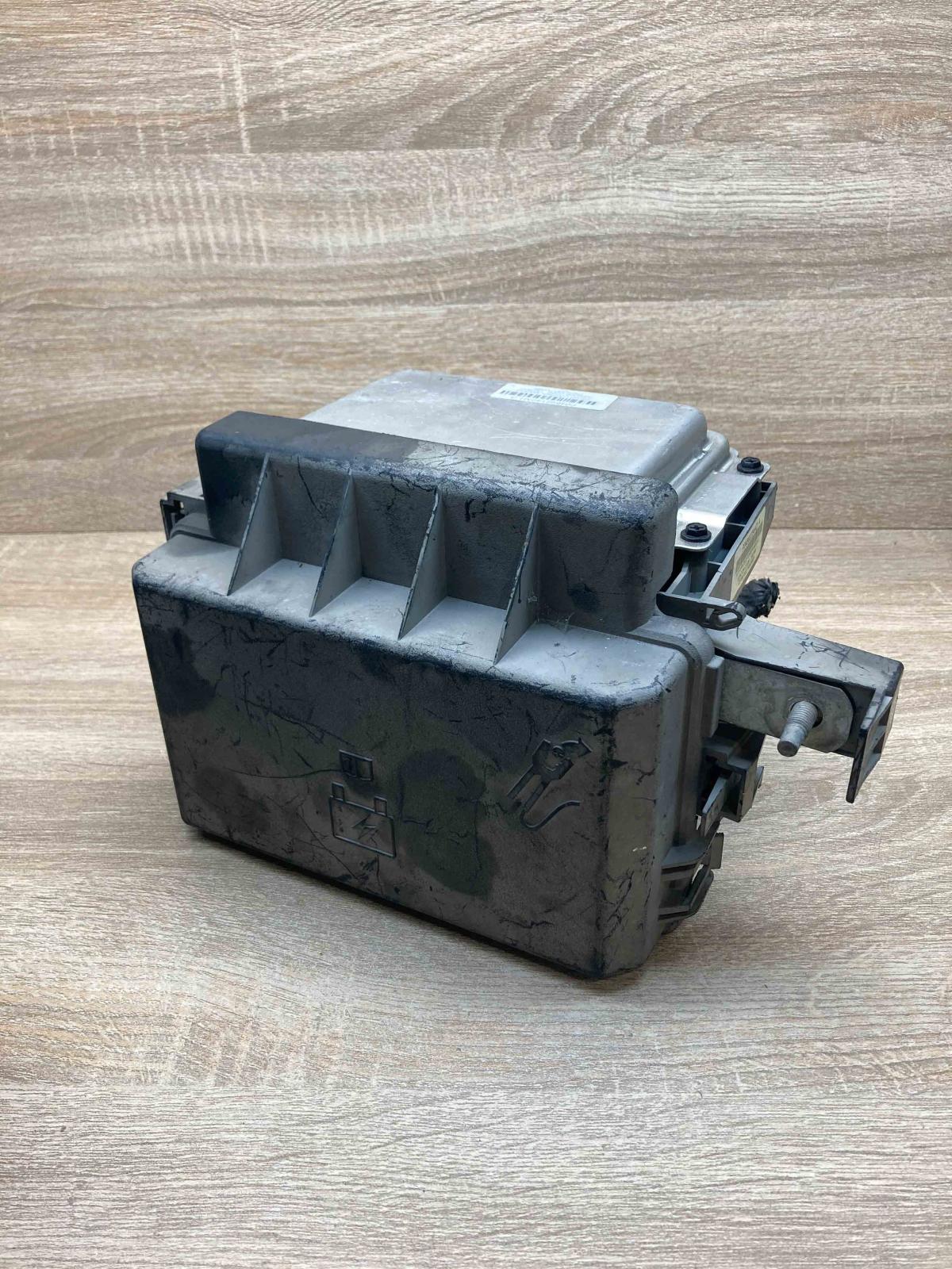 04692234AD P04692140AH  Engine control unit/module ECU Chrysler 300 - 300C