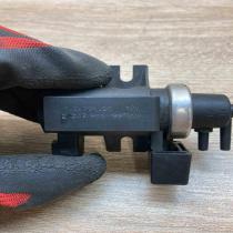 2247906   Turbo solenoid valve BMW 5 E39