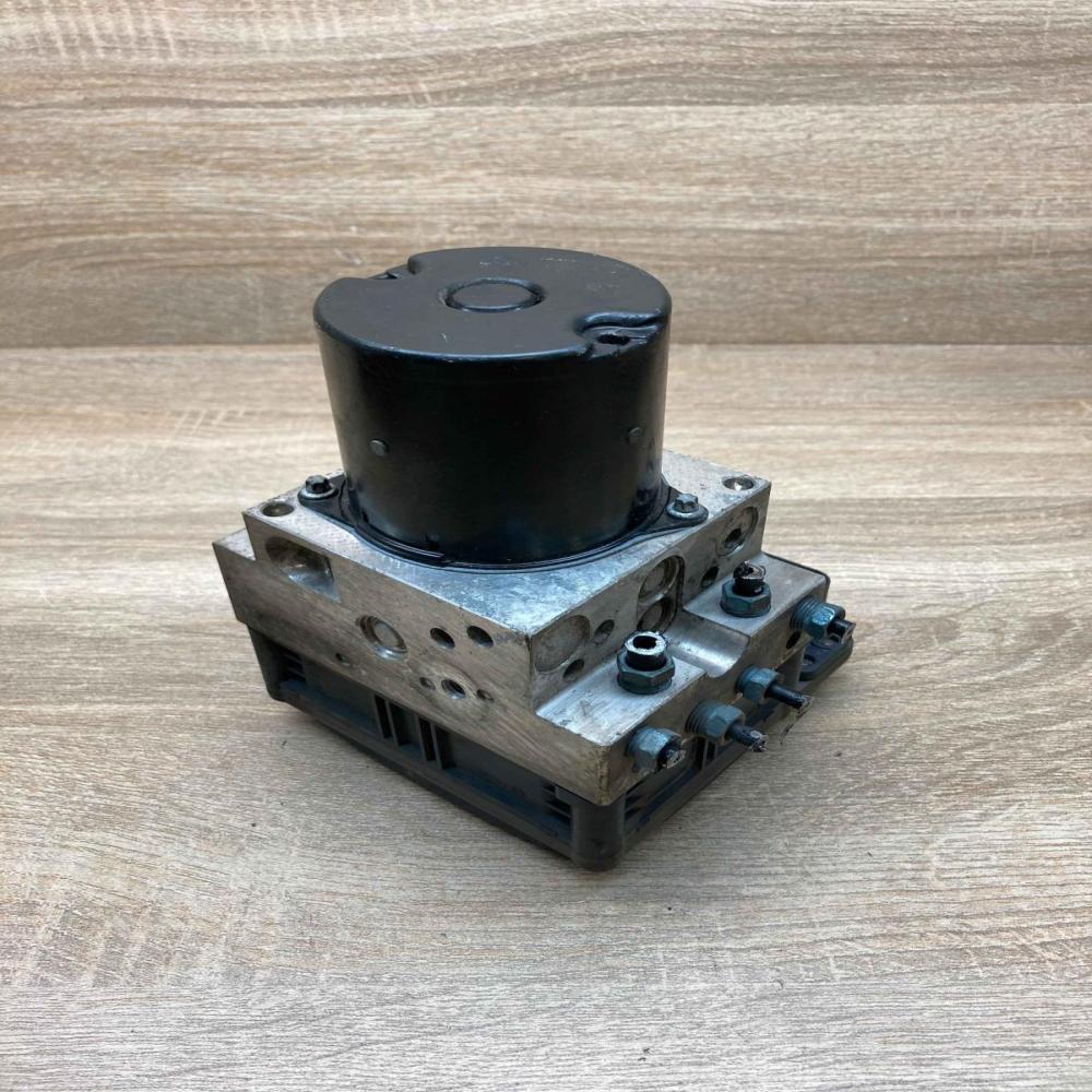 6795069 6795071  ABS Pump BMW 7 F01 F02 F03 F04