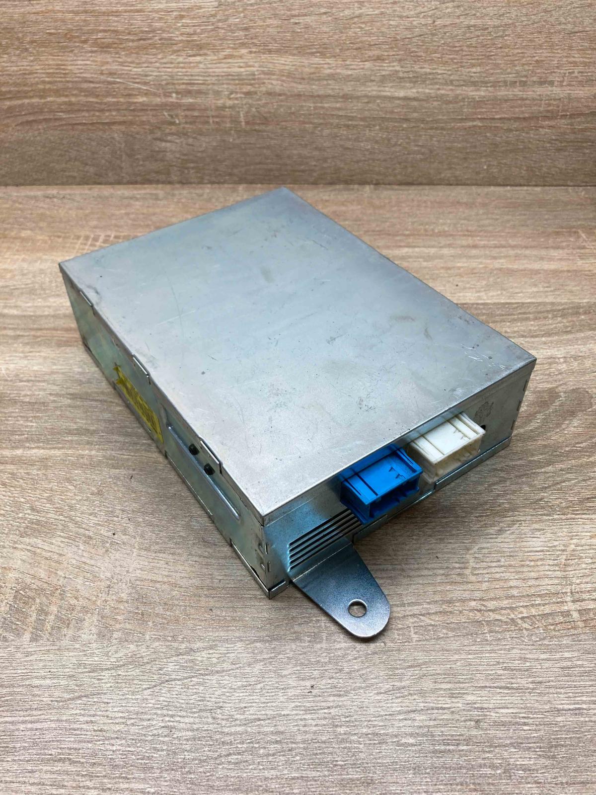 6911222   Video control module BMW X5 E53