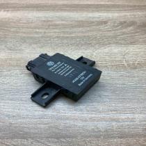 7P6959257   Seat heating relay Volkswagen Touareg II