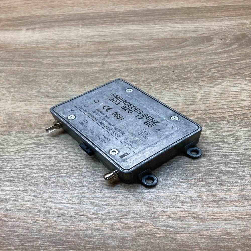 2038201785   Aerial antenna amplifier Mercedes-Benz C W203