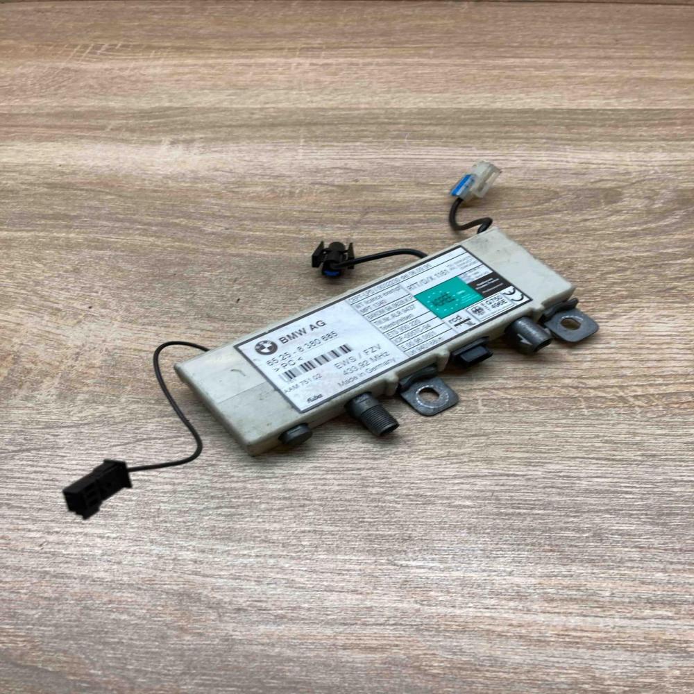 8380685 Main  Aerial antenna amplifier BMW 5 E39