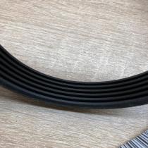 31272339 8200833570  Timing belt Volvo V70