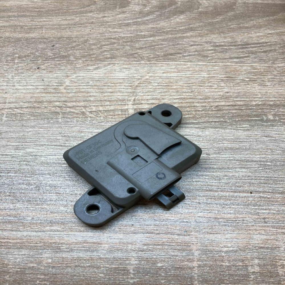 09136122 5WK42881  Airbag deployment crash/impact sensor Opel Vectra B