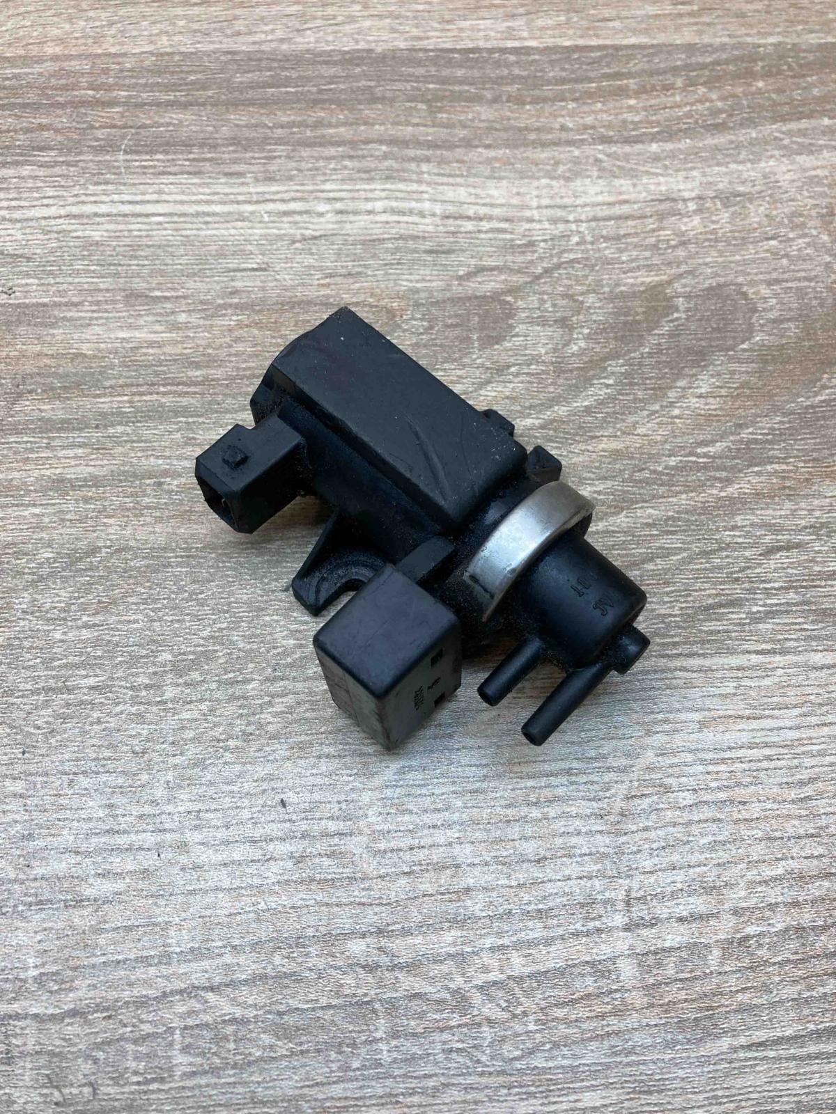 2247906 72279600 Used Turbo solenoid valve BMW X5 E53
