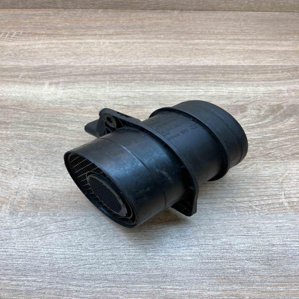 074906461B 0281002461 Used Mass air flow meter Volkswagen PASSAT B6